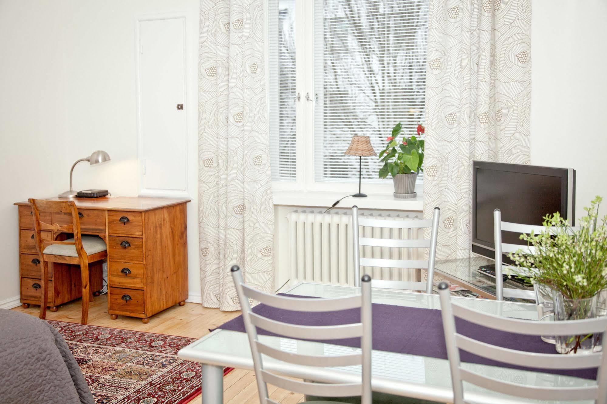Eskolampi Lägenhet Helsingfors Exteriör bild